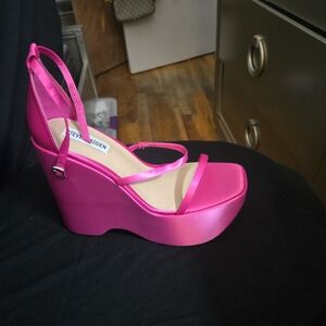 Steve Madden Pink Platform Wedges